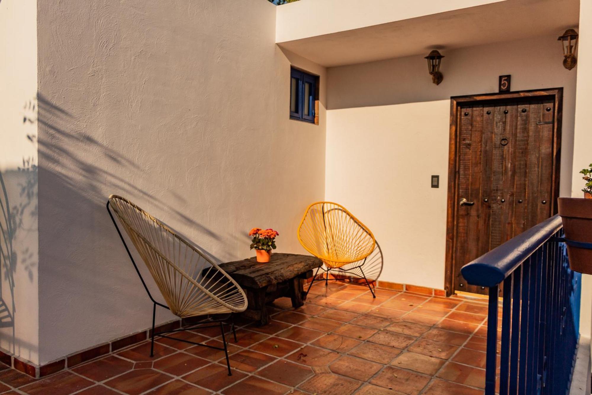 Casa De Hospedaje -La Abadia De San Pedro Guadalajara Exteriér fotografie