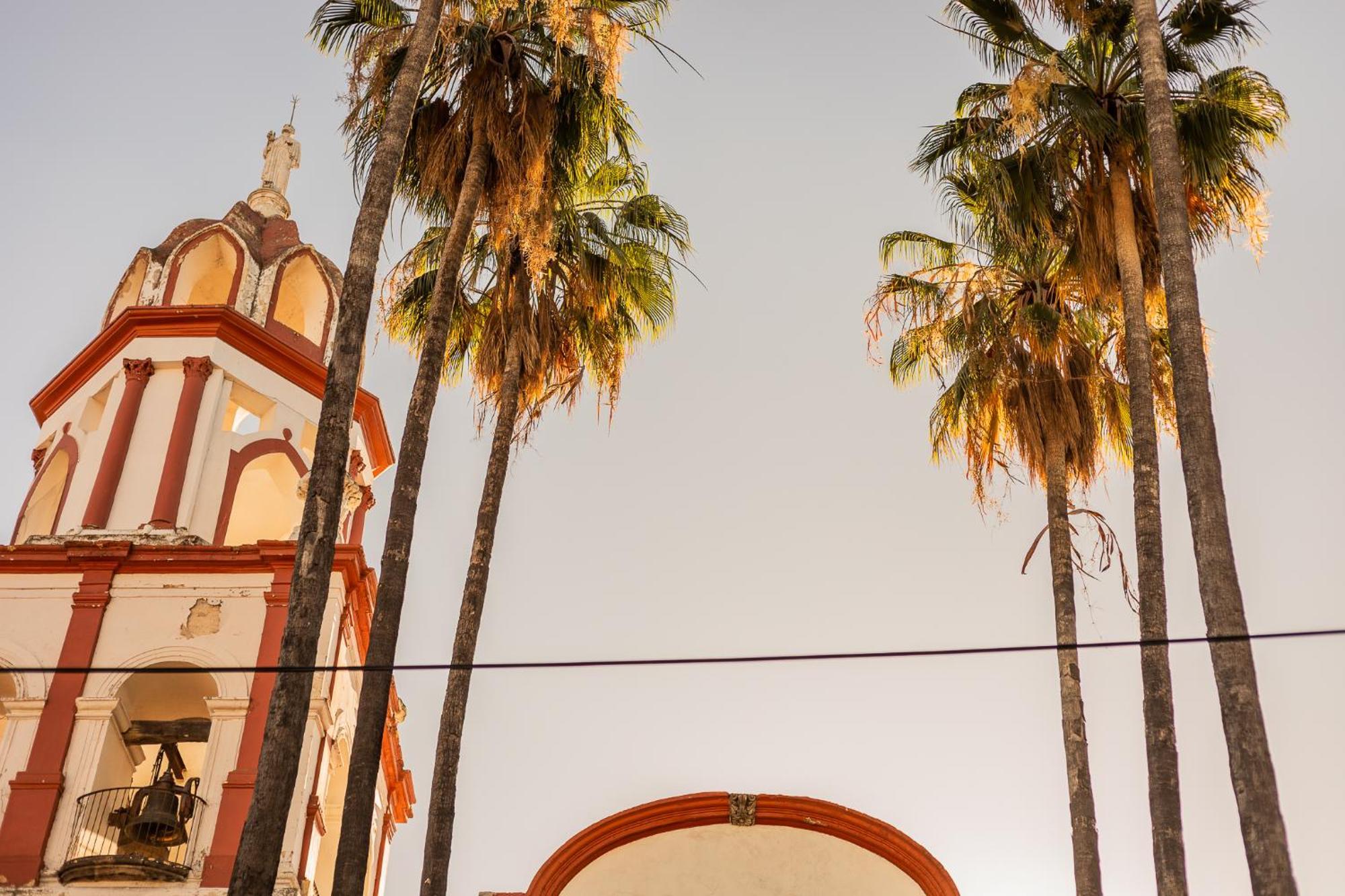 Casa De Hospedaje -La Abadia De San Pedro Guadalajara Exteriér fotografie