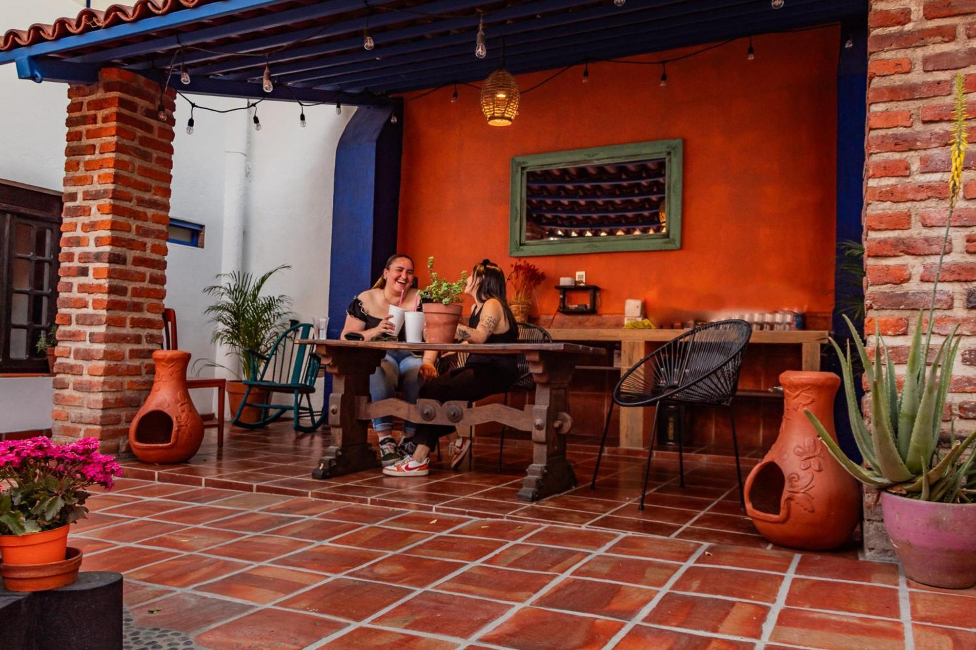 Casa De Hospedaje -La Abadia De San Pedro Guadalajara Exteriér fotografie